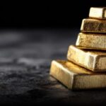 Больше золота и валюты по требованию Минфина. Катасонов уверен: «Тёмная история»
